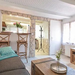 Sainte Claire Vieille 38m2 Terrasse Proche Gare Et 4 Pers 3 étoiles , Annecy France