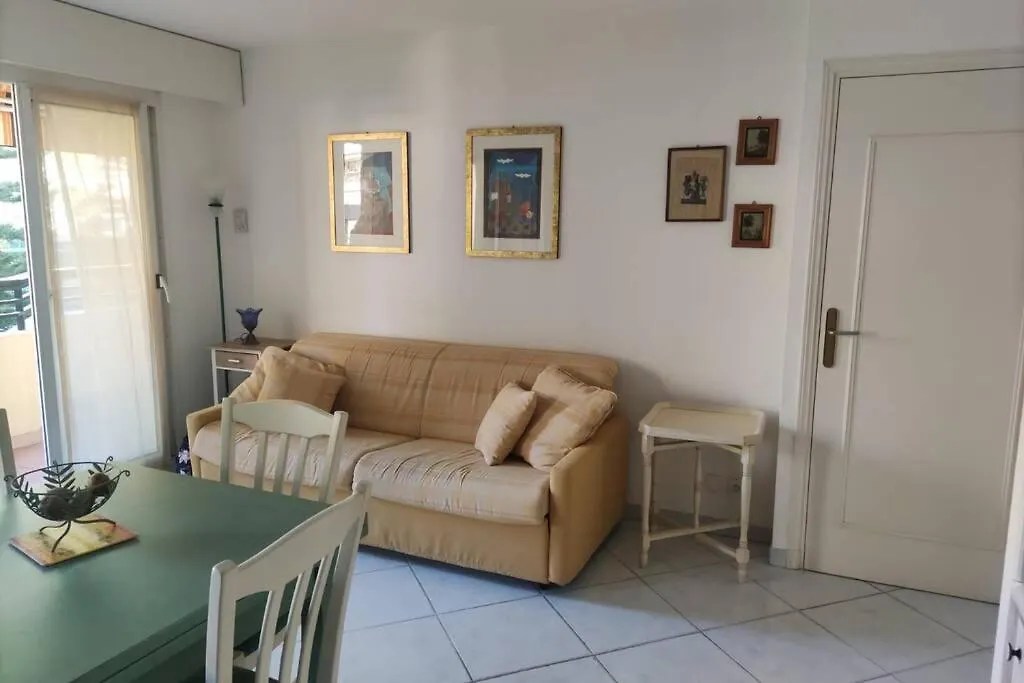 Havre De Paix En Plein Centre Ville, 4 Couchages Menton Apartment